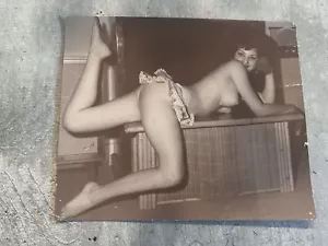 Vintage 1960’s Girl Pretty PIN UP Risque Nude Original Girlie Glamour Photo #101 - Picture 1 of 2