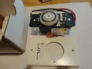 INTERMATIC KM2STU-1G Timer. SPDT 3w Switch 24-hour KM2/1 STuH-L (3-way) - Picture 1 of 5