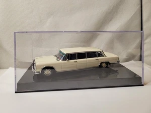 1/43 VERY RARE MERCEDES-BENZ TYP 600 LWB LIMOUSINE 1963 AUTOART - Picture 1 of 9