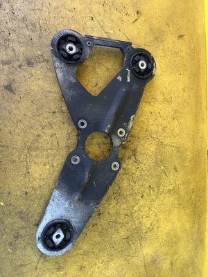 Arctic Cat M8 2008 placa de montaje del motor 92 Foto 1 de 2