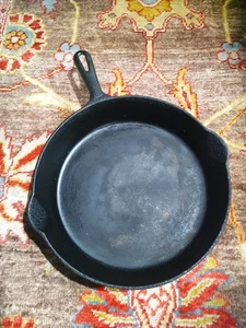 Sartén de hierro fundido Griswold Nº 9 (710C) de colección - Imagen 1 de 5
