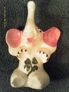 (M7) 4" TALL PORCELAIN BABY ELEPHANT FIGURINE - Picture 1 of 1