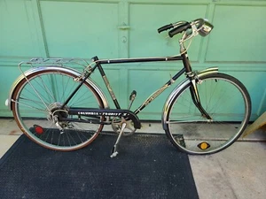 Vintage 1980's Columbia Tourist V Men's Bicycle Original One Previous Owner  - Picture 1 of 6