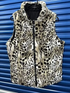 KC Collections Reversible Vest Animal Print Large - Picture 1 of 11