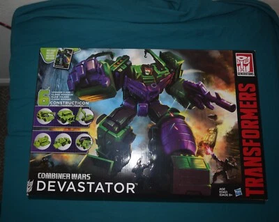 Hasbro Transformers Combiner Wars Decepticon Devastator New in Box - Image 1 of 2