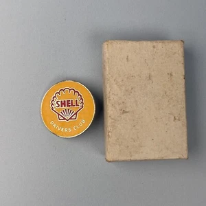 RARE VINTAGE SHELL DRIVERS CLUB BUTTON HOLE BADGE METAL ADVERTISING - Picture 1 of 6