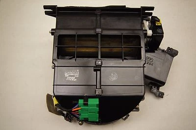 MOTOR SOPLADOR CALENTADOR AIRE ACONDICIONADO DELANTERO IZQUIERDO JAGUAR XJ8 XJR VANDEN PLAS 98-03 MJA 6521 AA Foto 1 de 4