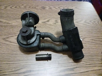 OEM 94-95 Ford Mustang SVT Cobra Oil Cooler 5.0l Block With Lower Radiator Hose Foto 1 de 4