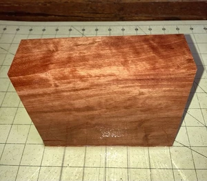 Ein Block Hawaii Litschi ~ 6 1/8" x 5 1/2" x 1 3/4" (#811) - Bild 1 von 5