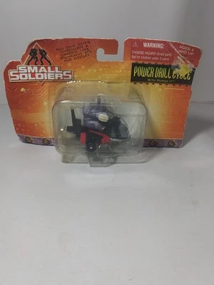 PEQUEÑOS SOLDADOS POWER DRILL CICLO Figura 1998 VEHÍCULO DE METAL FUNDIDO Kenner Nuevo Foto 1 de 4