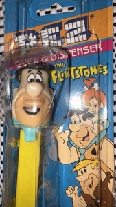 1992 Fred Flintstone Pez Dispenser - Picture 1 of 3