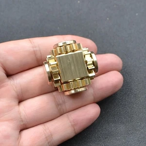 1pcs Brass Gear Connection Decompression Fingertip Gyroscope Decompression Toy - Picture 1 of 6