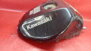 SERBATOIO BENZINA CARBURANTE Kawasaki ER6N ER6 N 2005 2006 2007 2008 VEDI FOTO - Picture 1 of 15