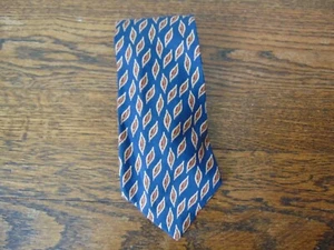 VINTAGE BURBERRYS OF LONDON TIE 100% SILK - Picture 1 of 2
