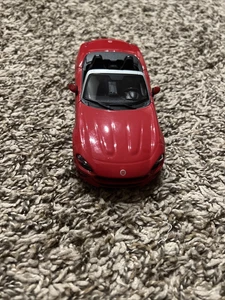 FIAT 124 SPIDER COUPE RED 1/24 DIECAST MODEL CAR BY BBURAGO - Picture 1 of 8