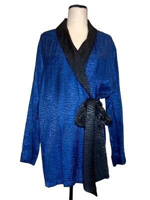 Victoria's Secret Bata Animal Estampado Cebra Azul Marino Negro Mujer Talla M/L Foto 1 de 4