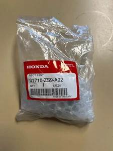 NUEVO Conjunto de rectificador HONDA GENUINO EU1000I EU2000I EU3000I 31710-ZS9-A02 OEM - Imagen 1 de 1