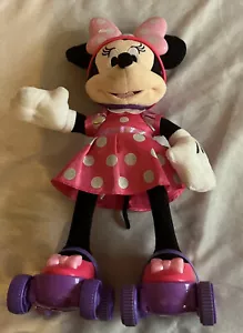 "Minnie Maus auf Schlittschuhen sprechende interaktive Puppe Spielzeug 16"" - Bild 1 von 5
