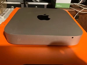 Apple Mac Mini MD387LL/A (500GB HDD Intel Core i5-3210M 2.5GHz 4GB) Silver - Afbeelding 1 van 14