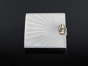 Estuche en polvo compacto zafiro oro y plata 14k retro Tiffany & Co. - Imagen 1 de 14