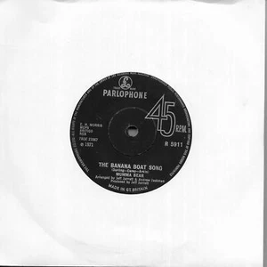 1,99p VERKAUF Mama Bär The Banana Boat Song UK 45 7 Zoll Single + Puppenmann - Bild 1 von 1