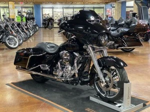 2016 Harley-Davidson® FLHX - Street Glide® - Picture 1 of 12