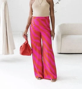 The Drop x Victorious Logan Hose Zebramuster weites Bein Small rosa rot Viskose - Bild 1 von 12