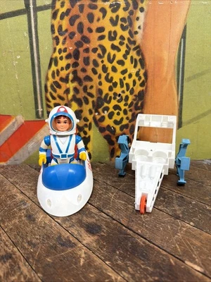 VINTAGE 1968 ELDON BILLY BLASTOFF BONECO CARRO ESPACIAL E VEÍCULO RASTREADOR LUNAR - Imagem 1 de 4