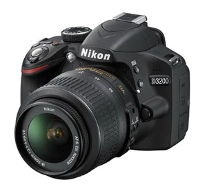 Nikon D3200 DSLR Camera 24.2MP 18-55mm Shutter - Picture 1 of 3