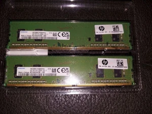 Samsung PC4-21300 8 GB (2x4GB) DIMM 2666MHz DDR4 SDRAM M378A5244CB0-CWE - Picture 1 of 3