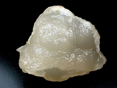 MINERALS : TRANSLUCENT AND BOTRYOIDAL SMITHSONITE FROM SAN ANTONIO MINE, MEXICO - Image 1 of 4