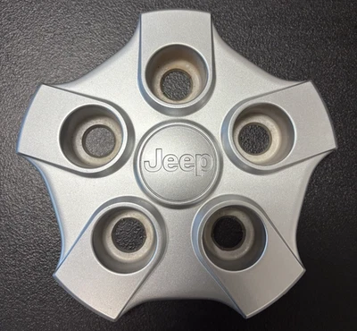 2007–2017 Jeep Compass Patriot Wheel Center HUB Cap Silver 16" 17" OEM MOPAR Foto 1 de 4