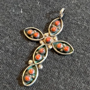 Vintage Sterlingsilber KORALLE Petit Point Cluster KREUZ ANHÄNGER + 18" Box Kette - Bild 1 von 15
