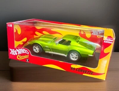RARO! 2005 Mattel Hot Wheels Classic Custom 69’ Corvette Spectra Flame Lime 1:18 - Imagem 1 de 4