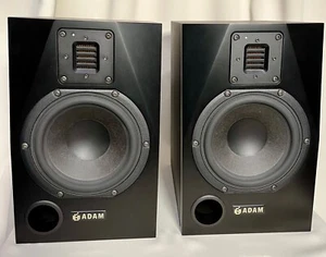 ADAM Audio P11A - 2 aktive Nahfeld Studiomonitore - mit OVP - Bild 1 von 6