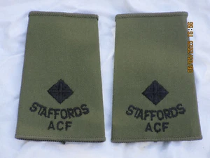 Shoulder Marks: 2nd Lieutenant, Staffordshire Regiment, Acf, Staffords - Picture 1 of 3