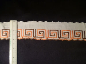 PIZZO SANGALLO COTONE TABACCO ARANCIO ALTEZZA CM 3,5 BALZA BORDO VENDITA A MT - Foto 1 di 3