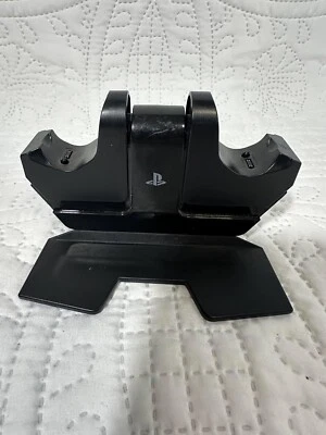 Lot of Wii Playstation Xbox ControllerChargingDocks Parts Used Check Description - Image 1 of 4