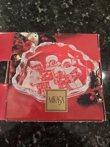 De colección Nuevo Mikasa Carolers Dulces Plato de Caramelo Vidrio Esmerilado Caja Original Navidad - Imagen 1 de 6