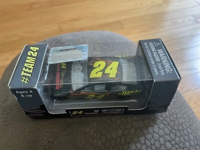 1/64 动作 #24 2013 杰夫·戈登网络 #team24 — 第 1/4 张图片