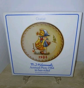 M. J. Hummel Goebel Annual Plate 1984 Fourteenth Edition With Box Vintage  - Picture 1 of 15