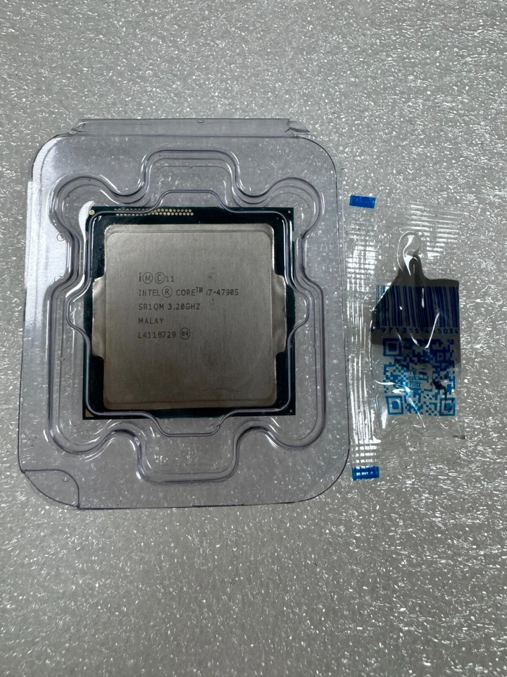 Intel Core i7-4790S SR1QM 3.20GHz Quad-Core LGA 1150 CPU Processor - Image 1 of 4
