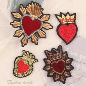 Iron-On Red Love Heart Embroidered iron on Patches select style - Picture 1 of 6