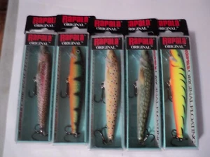 5 - RAPALA F-9 STICKBAITS NIP (MIXED COLORS) LOT W - Picture 1 of 1
