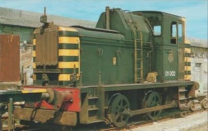 Railway Postcard BR Class 01 Shunter 01002 Holyhead Breakwater 1978 Diesel Loco - Picture 1 of 1