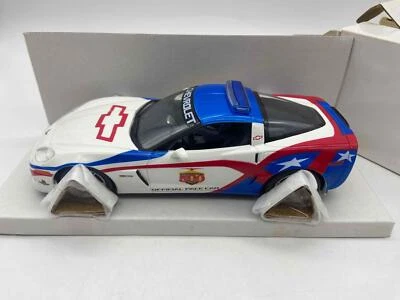 Revell 1/25 2006 Corvette Indy 500 Pace 汽车促销型号 #85-0968 全新带盒 — 第 1/3 张图片