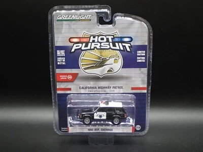 2021 GREENLIGHT 1993 JEEP CHEROKEE CALIFORNIA HIGHWAY PATROL HOT PURSUIT 38 1:64 - Image 1 of 4