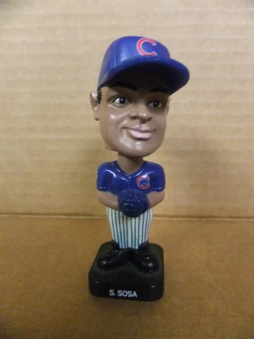 L#B46  2002 Post Cereal mini bobblehead, Sammy Sosa, Chicago Cubs, EX-MT Cover