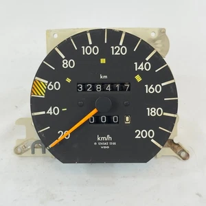 Mercedes W124 C124 S124 Tacho Tachometer 5 Gang 200 kmh VDO 1245421366 - Bild 1 von 8