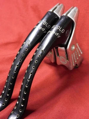 Excelentes palancas de freno perforadas Modolo Speedy F&R negras vintage años 80 SIN capós Foto 1 de 4